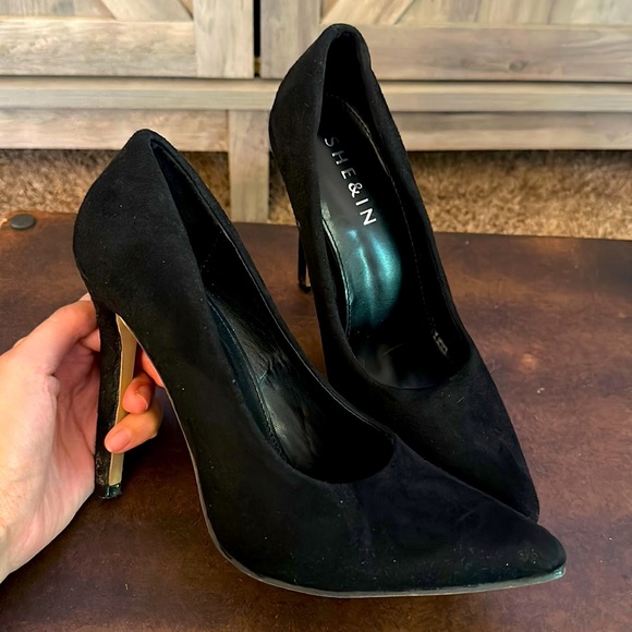 Black heels women’s size 7.5 - Picture 1 of 3